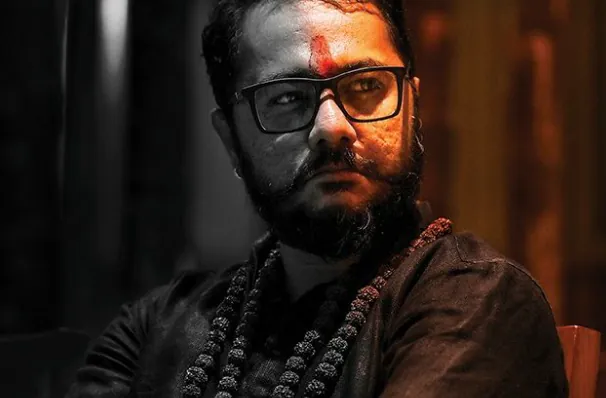 Close-up portrait of Swami Bhadraanand — PNI News feature on Thokku Swami
